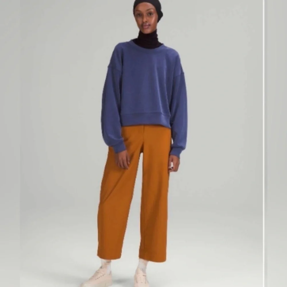 NWOT City Sleek Crop Wide Leg Pant Color Butternut Brown 26 - 26” inseam